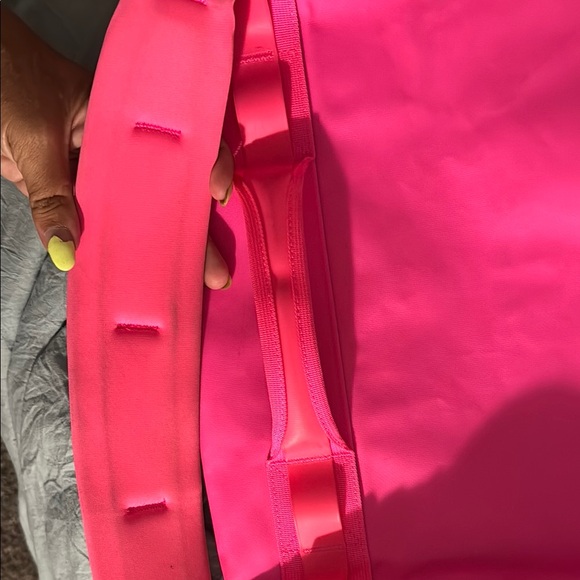 Baboon to the moon b2tm sofi soph  pink small 40l go bag - Picture 15 of 17